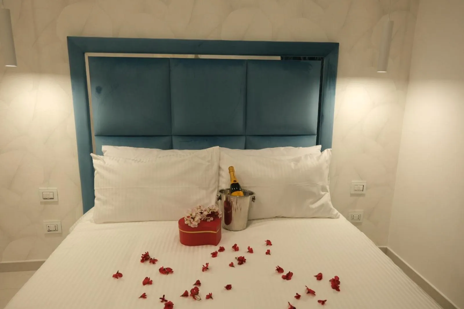 Luxury Masaniello Hotel Naples