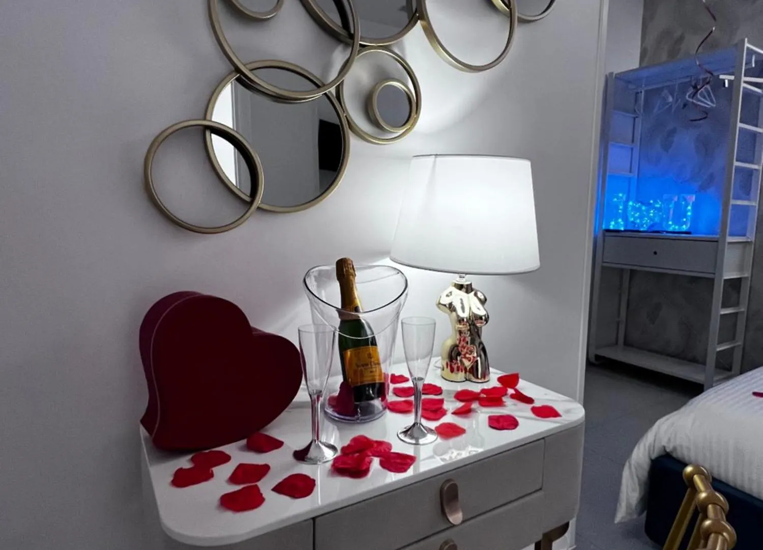 Luxury Masaniello Hotel Naples 0*,  Italy
